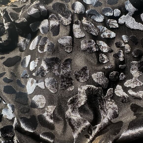 Honey Punch Whimsigoth Romper Large Velvet Burnout Fairy Long Sleeve Romantic US - Picture 11 of 11